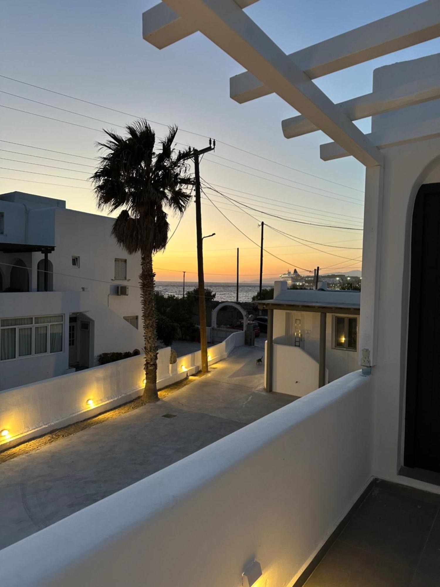 The Coast Suites Τούρλος Εξωτερικό φωτογραφία