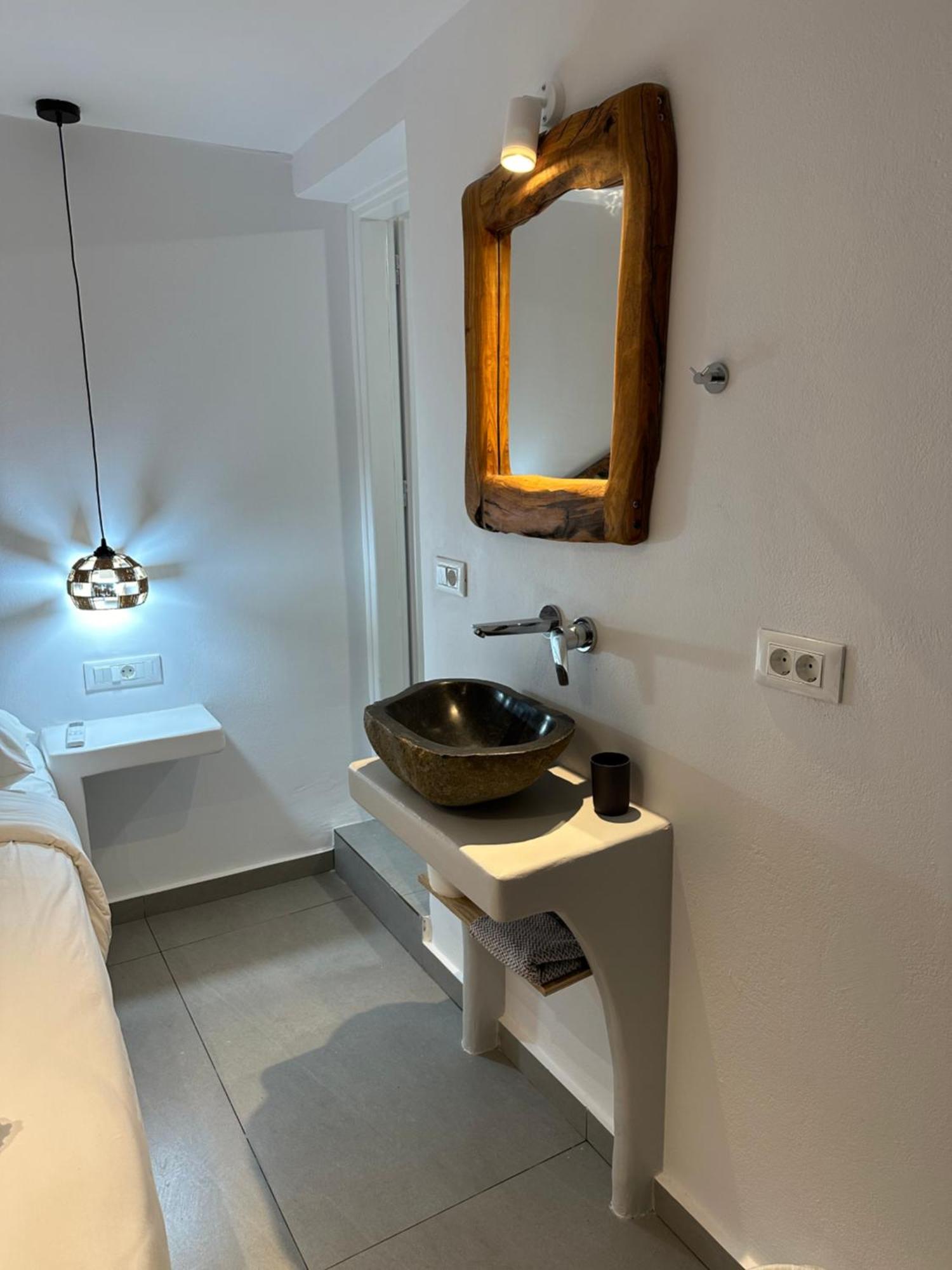 The Coast Suites Τούρλος Εξωτερικό φωτογραφία